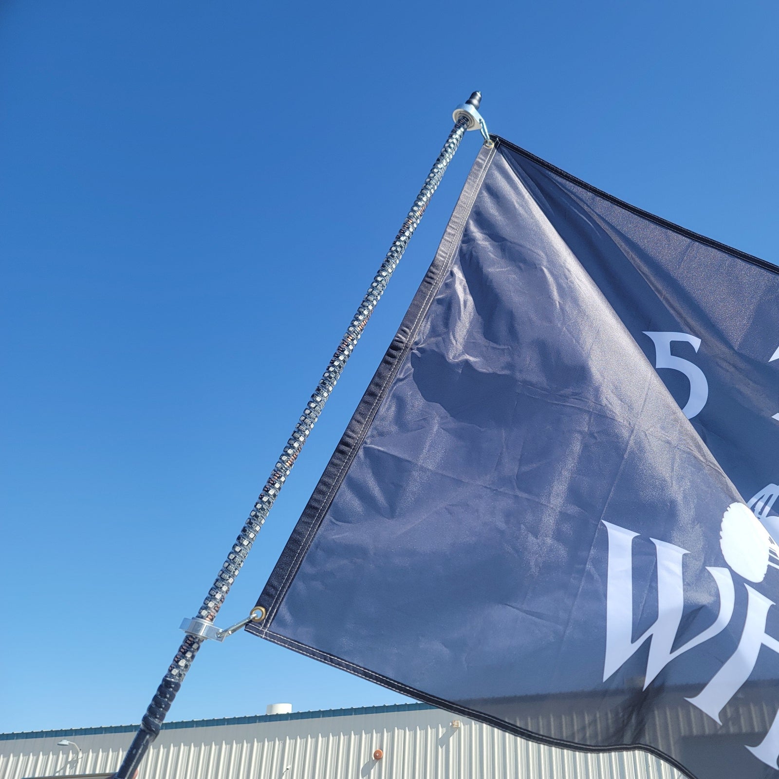 Swivel Flag Clip for Hyper Whips